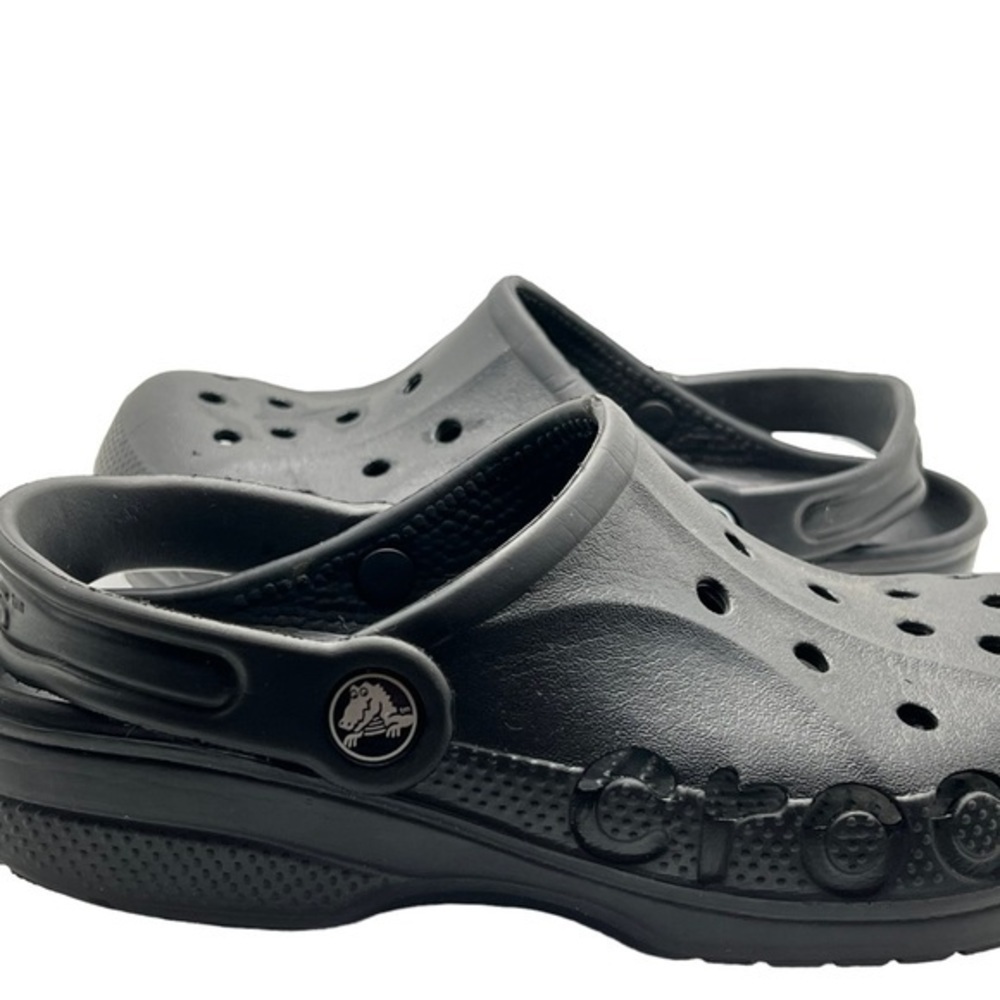 Crocs Unisex Baya Black Clog Size Kids Juniors 2 or 4 - Picture 1 of 5